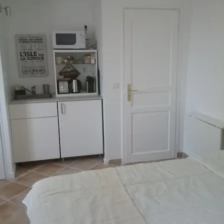 Une Chambre En Ville L'Isle-sur-la-Sorgue Exterior photo